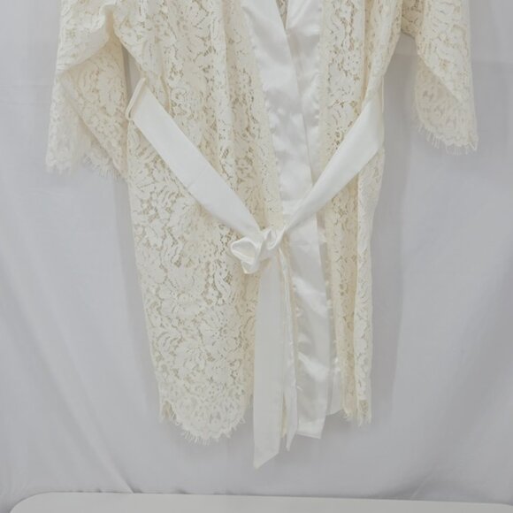 Weddingstar Lace Kimono Short Robe With Belt Can Be Used As Coverup Size S/M - Picture 4 of 12
